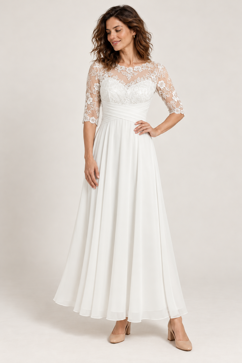 Vestido de cerimónia evasé com detalhes trabalhados — branco, vista de frente