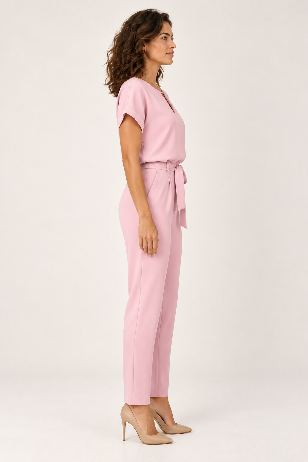 Macacão de mulher com cinto e decote em V — Rosa, vista lateral
