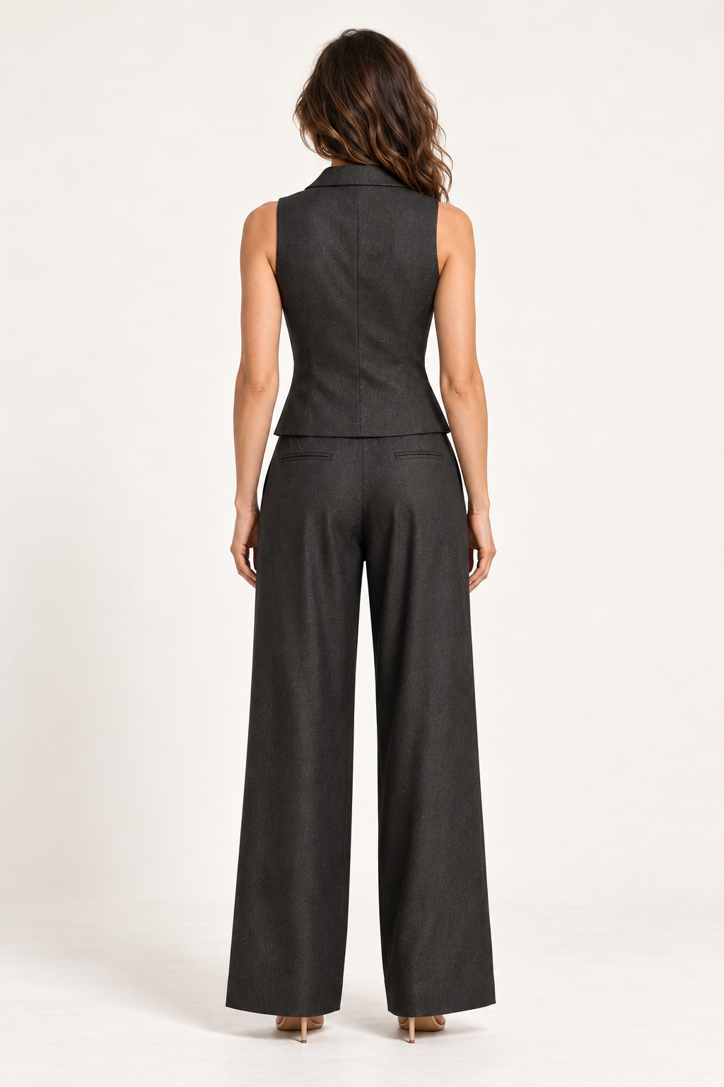 Conjunto de colete cintado e calças largas — Preto, vista de costas