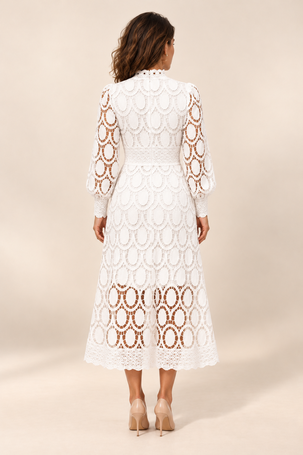 Vestido midi trabalhado com mangas abalonadas — Branco, vista de costas