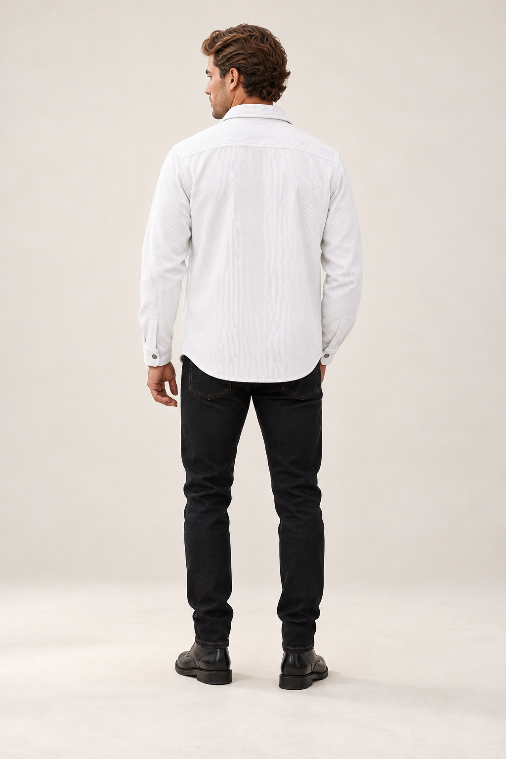 Sobrecamisa de homem com botões e bolsos — Branco, vista de costas