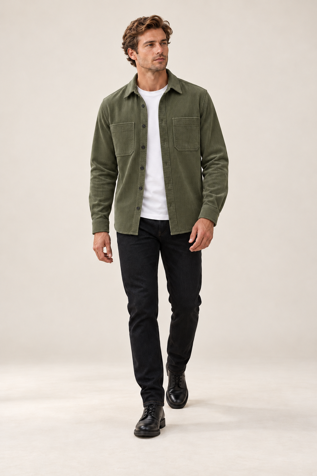 Sobrecamisa de bombazina de homem com bolsos — Verde, vista de frente