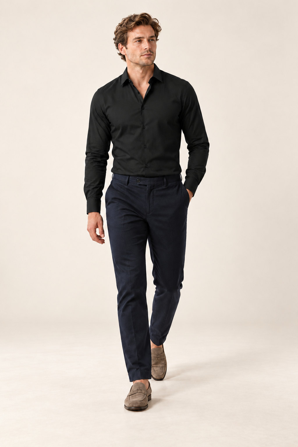 Camisa clássica de homem com corte regular — Preto, vista de frente