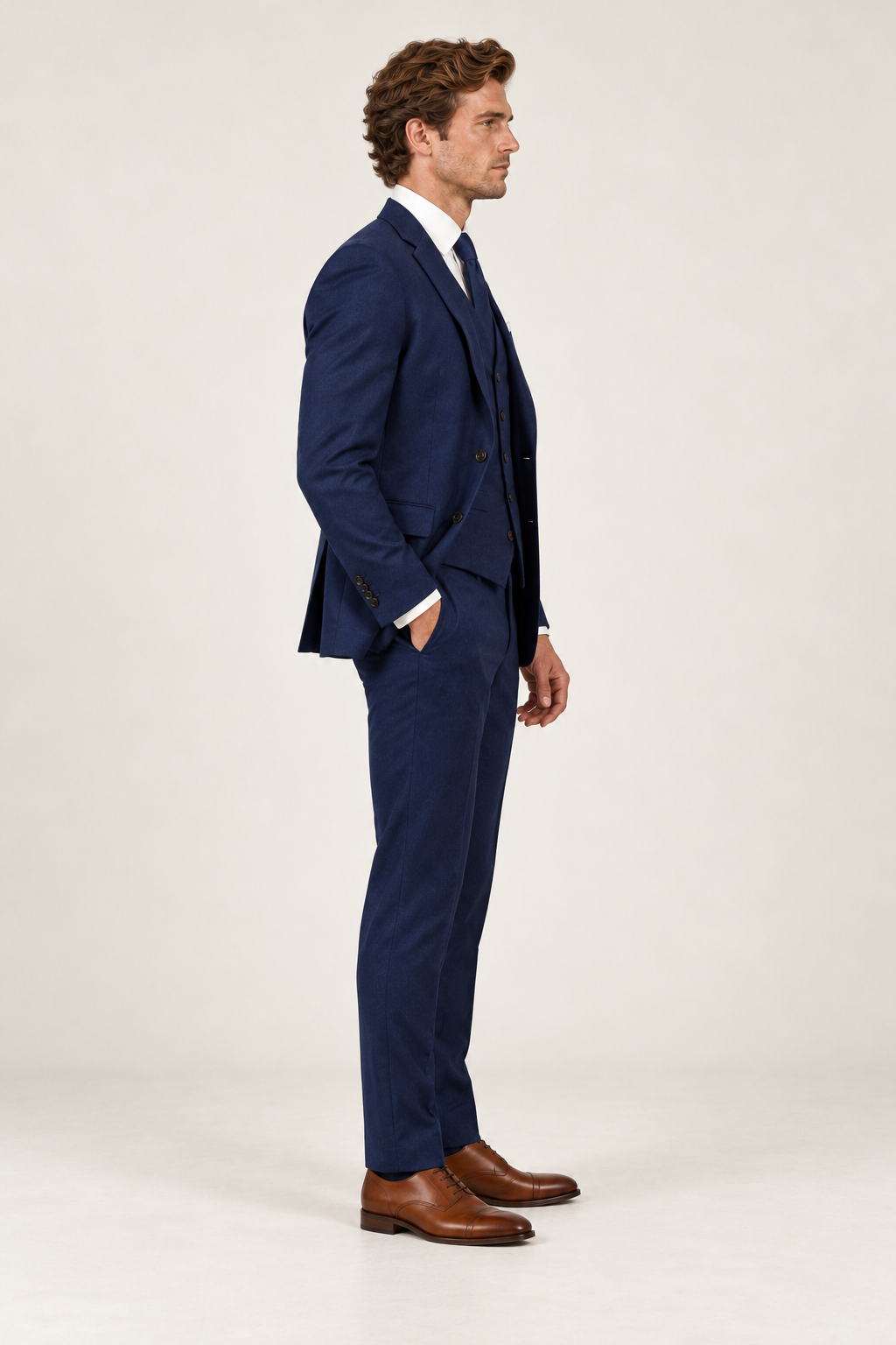 Fato de homem de três peças com calças slim — Azul-marinho, vista lateral