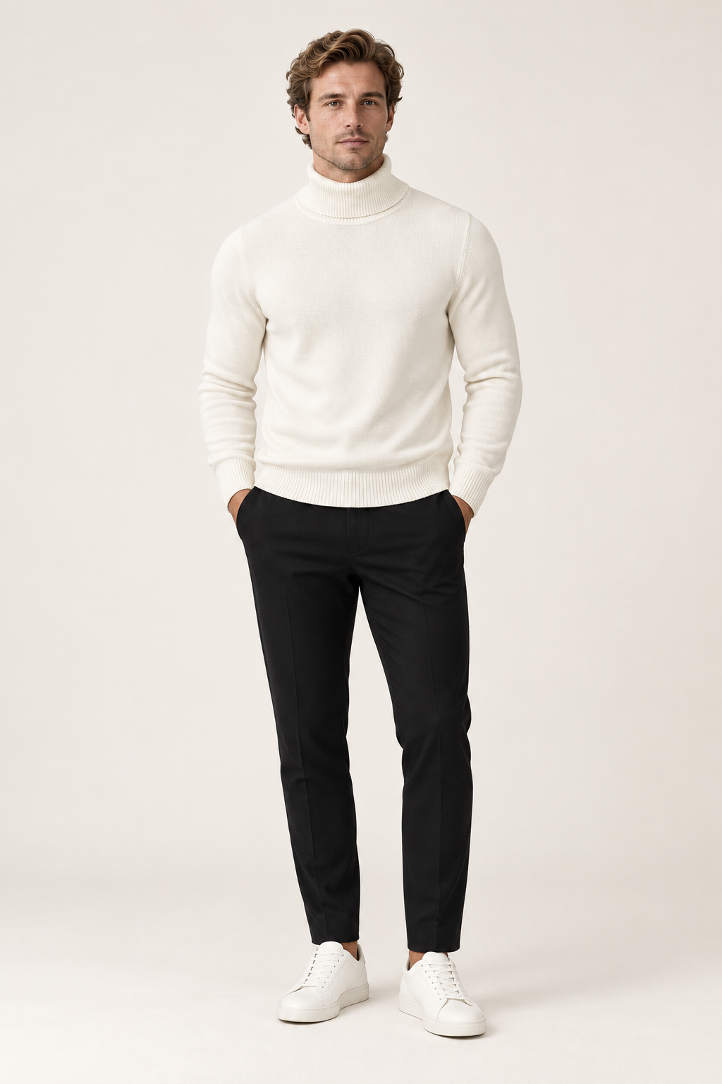 Camisola de homem com gola alta em Branco, vista de frente